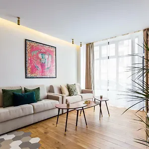 Cmg Charonne / Voltaire Iii Parijs