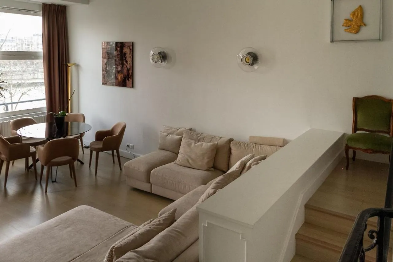 Beautiful Flat View Of The Seine And Eiffel Tower Apartment Paris